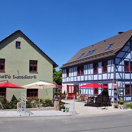 Апартаменты Cafe Landart Im Thueringer Finistere Plaue  Номер фото