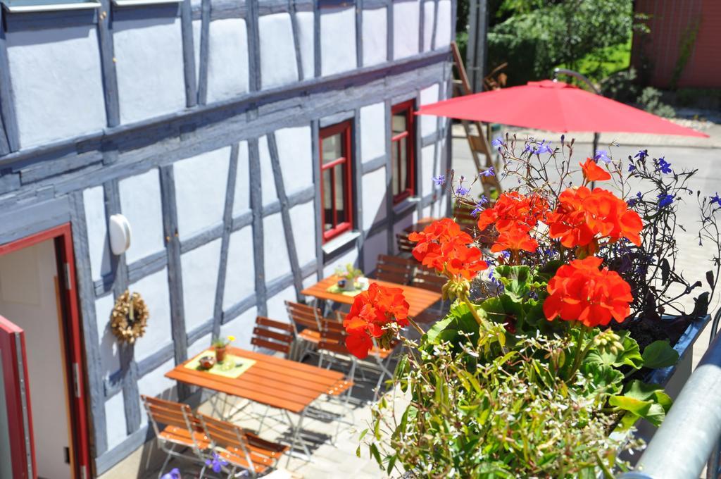 Апартаменты Cafe Landart Im Thueringer Finistere Plaue  Экстерьер фото