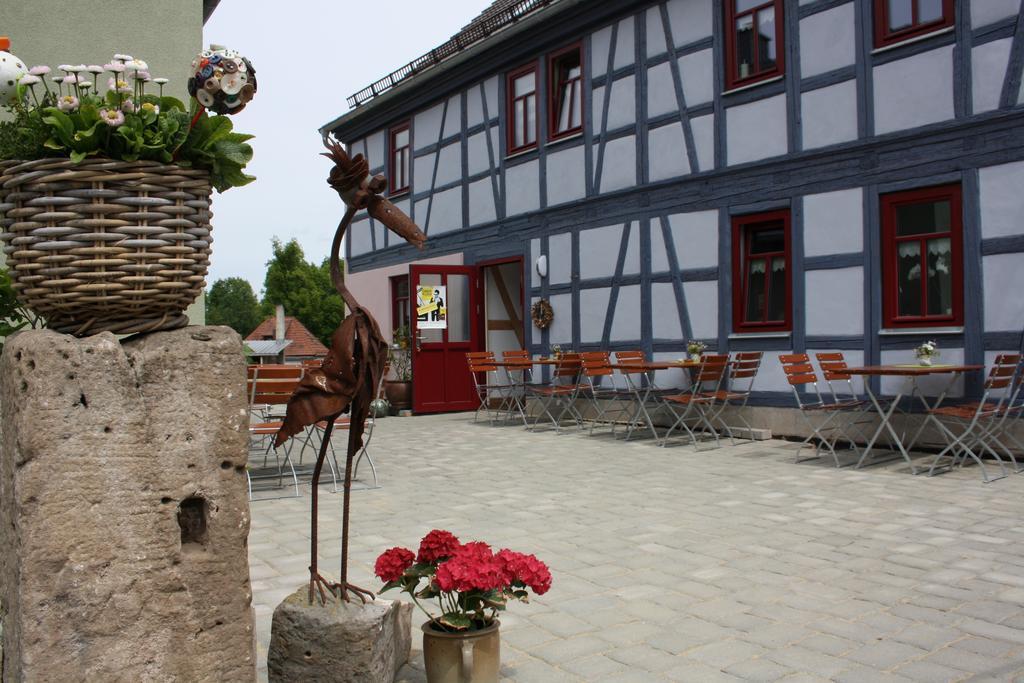 Апартаменты Cafe Landart Im Thueringer Finistere Plaue  Экстерьер фото